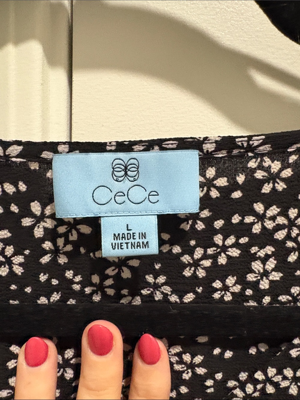 CeCe Black and White Floral Tie-Cuff Blouse - Picture 2 of 4